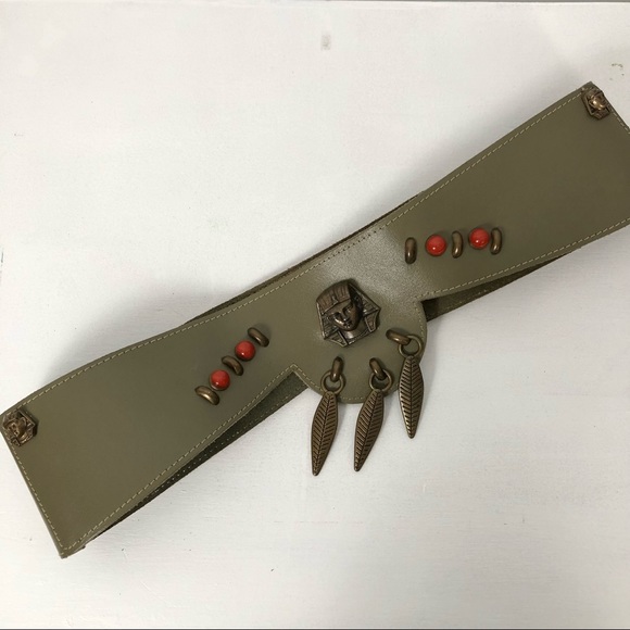 1980s Vintage Egyptian Revival Olive Leather Belt - Picture 2 of 4